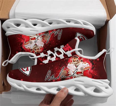 patrick mahomes women's shoes